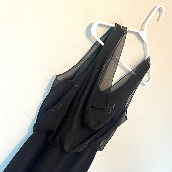 bloomingdale’s black elegant sleeveless tight-fitted dress with sheer & sparkles - Picture 5 of 16